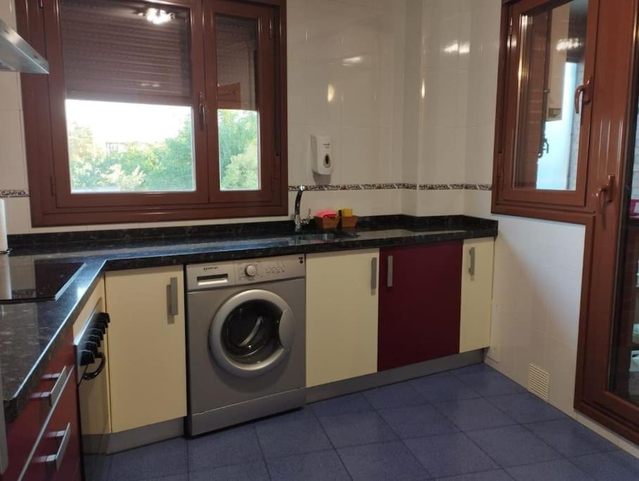 Apartment Precioso Piso Con Ducha Hidromasaje Vut-le-726